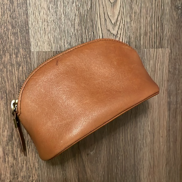 Madewell The Makeup Pouch - Picture 9 of 13